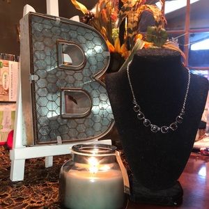 Earring & necklace set